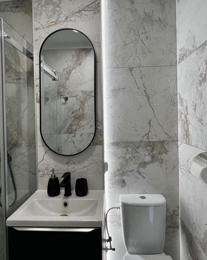 Mirovski Apartment Varsovie Extérieur photo